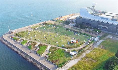 香港蛇陣|啟德空中花園被指似蛇陣佈局 波浪紋隔音屏似足蛇皮